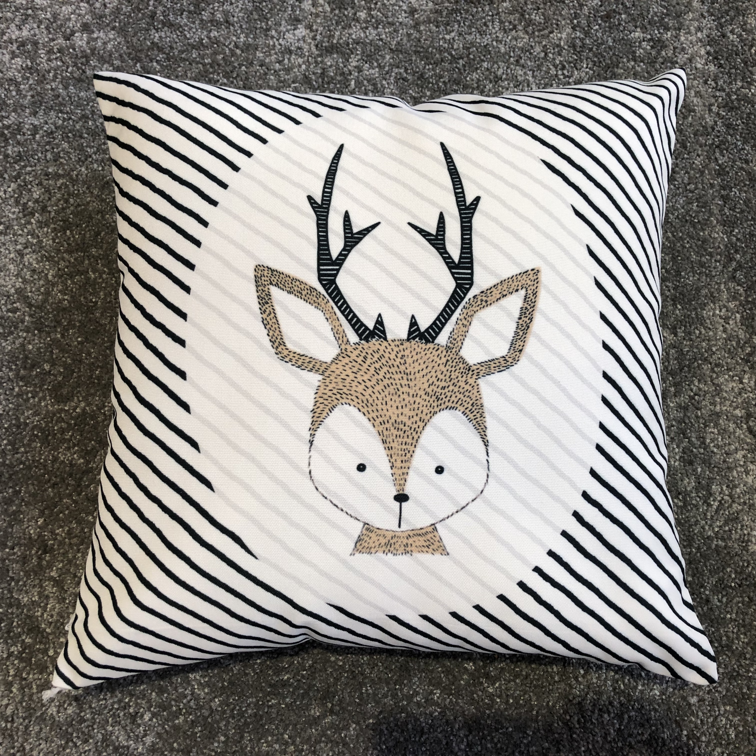 Gối trang trí ART02